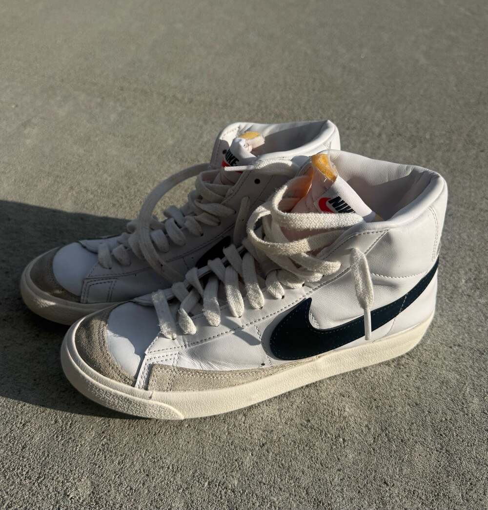 Nike Blazer Mid '77 Vintage White Black Size 8.5